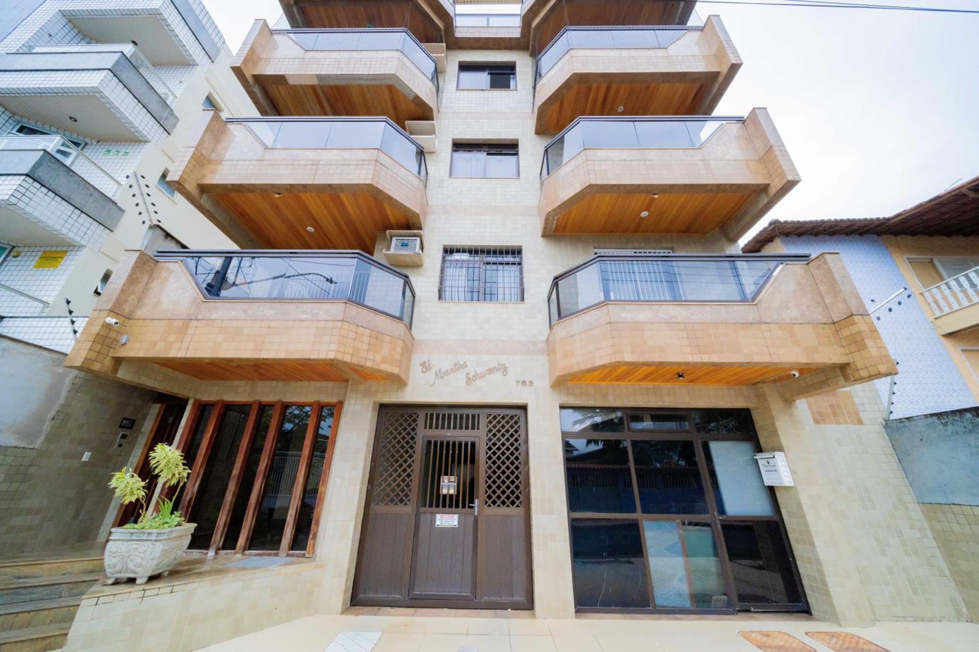 Edificio Martha Schwantz Apartment กวาราปารี ภายนอก รูปภาพ