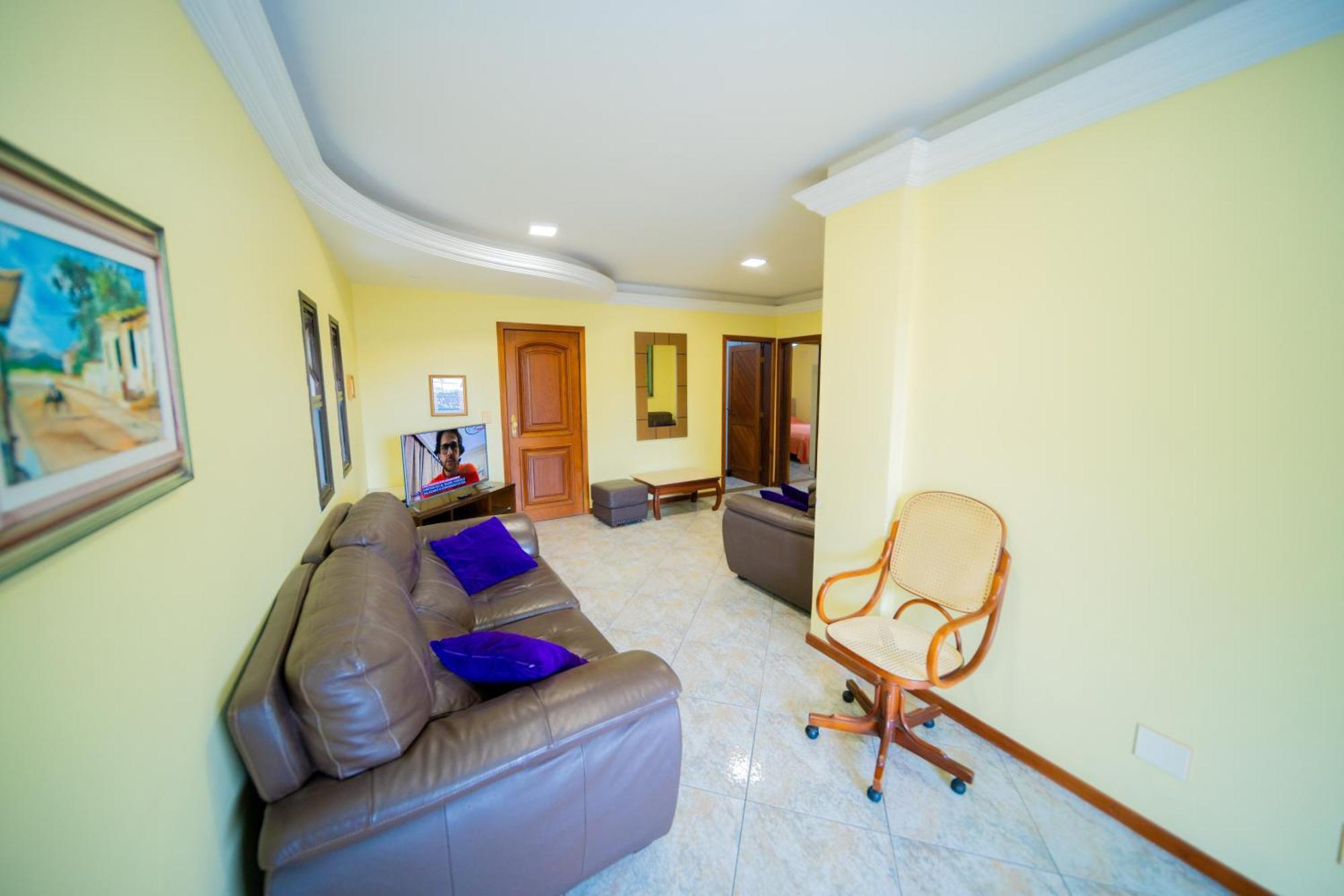 Edificio Martha Schwantz Apartment กวาราปารี ภายนอก รูปภาพ