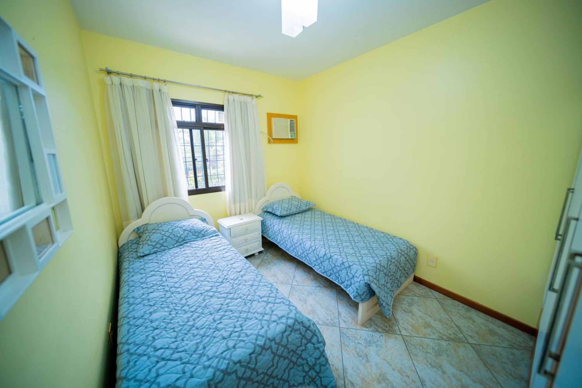 Edificio Martha Schwantz Apartment กวาราปารี ภายนอก รูปภาพ