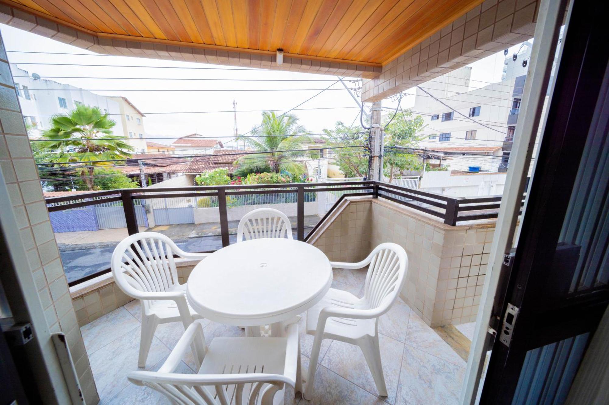 Edificio Martha Schwantz Apartment กวาราปารี ภายนอก รูปภาพ