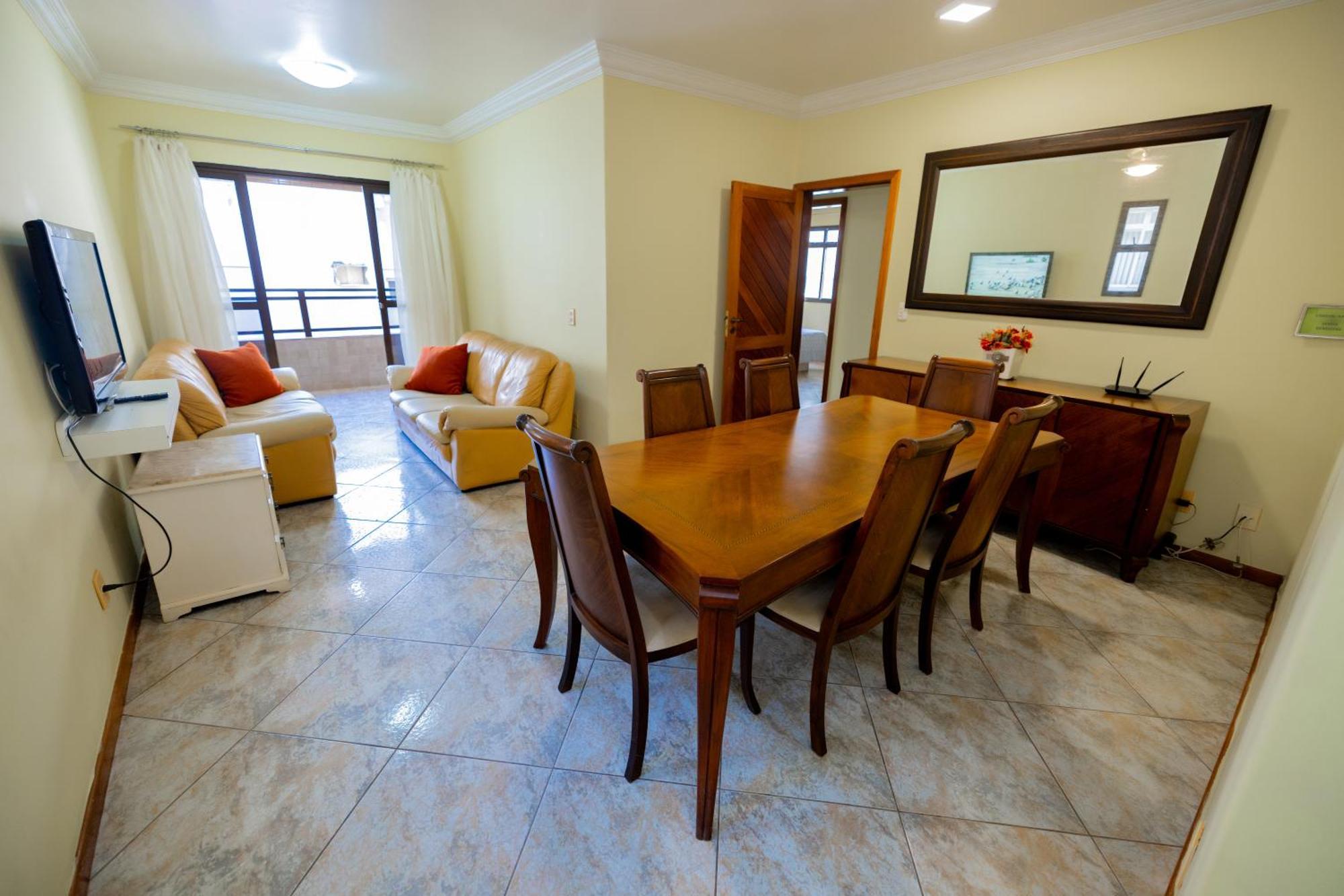 Edificio Martha Schwantz Apartment กวาราปารี ภายนอก รูปภาพ