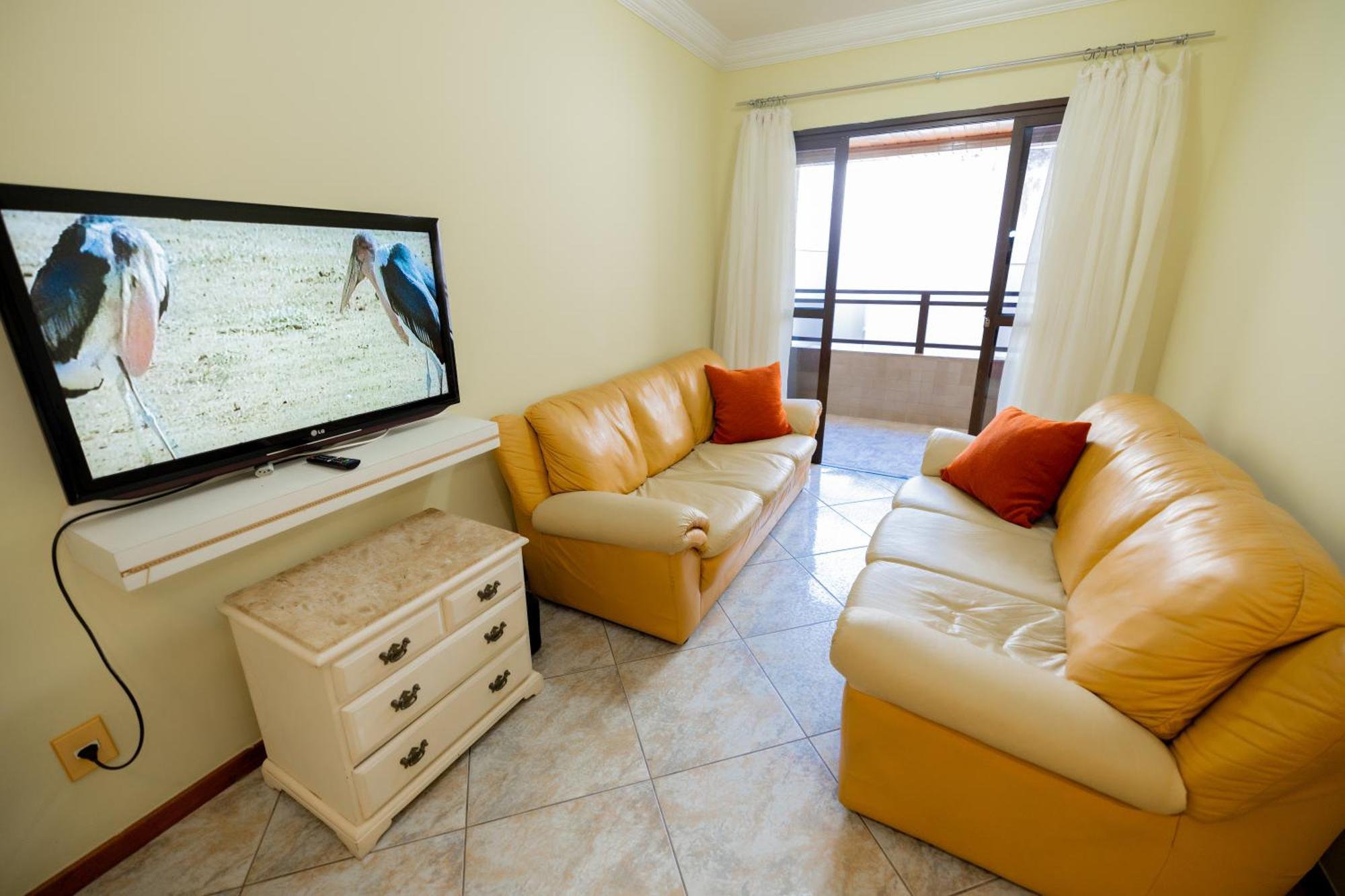 Edificio Martha Schwantz Apartment กวาราปารี ภายนอก รูปภาพ