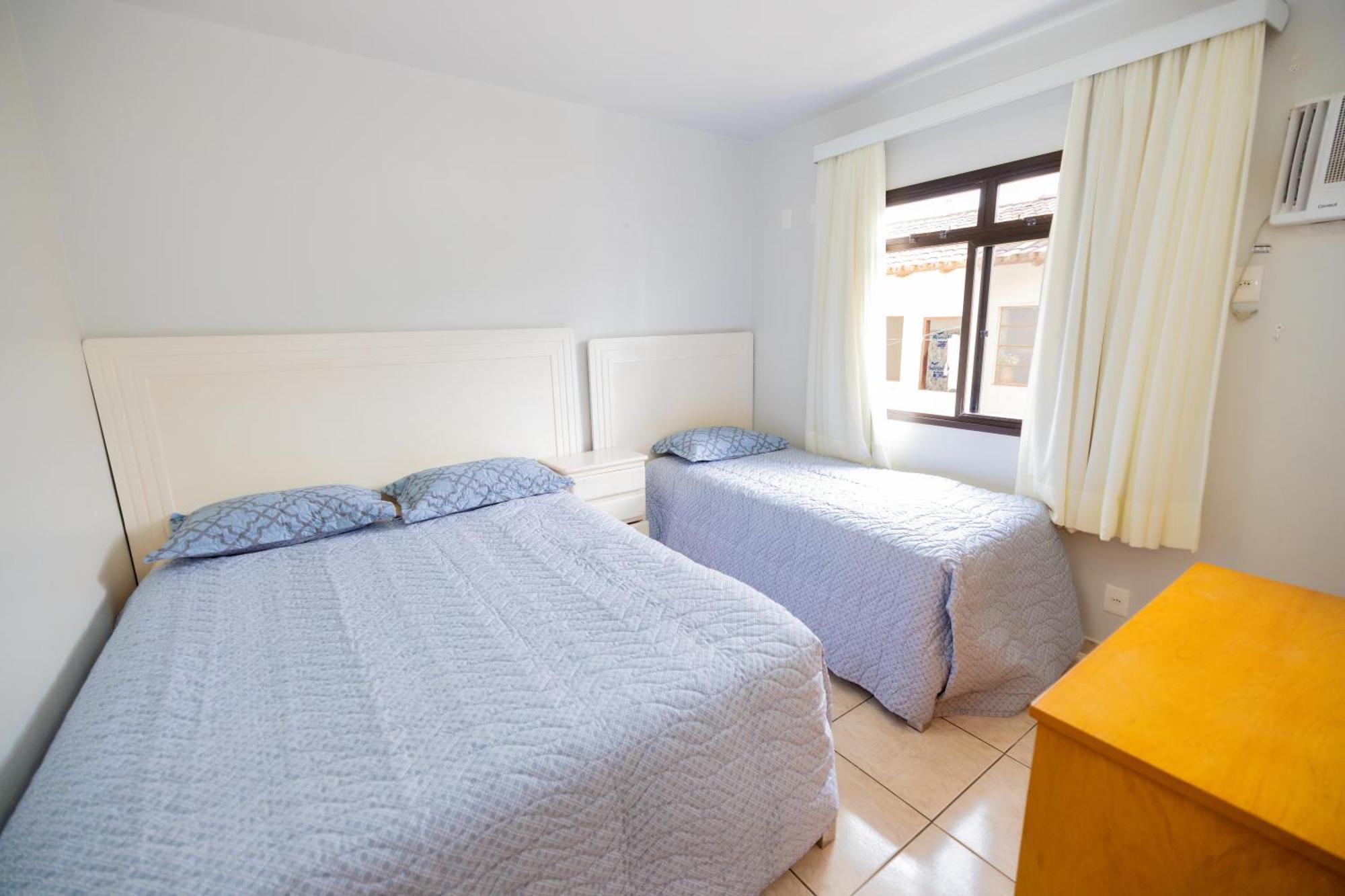 Edificio Martha Schwantz Apartment กวาราปารี ภายนอก รูปภาพ
